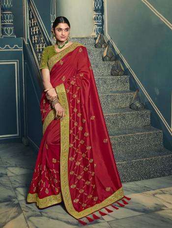 Adorn The Pretty Angelic Look Wearing This Heavy Designer Saree In Fine Color Paired With Contrasting Colored Blouse. This Saree Is Fabricated On Chiffon Paired With Art Silk Fabricated Blouse. Its Pretty Color Pallete Will Give An Attractive Look To Your Personality. 