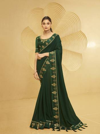 Look Attractive Wearing This Saree Paired With Blouse.  This Heavy Designer Embroidery Lace With Blouse Work Saree Is Chiffon Based And Blouse Are Art Silk Which Gives A Rich Look To Your Personality. Buy This Pretty Saree Now.