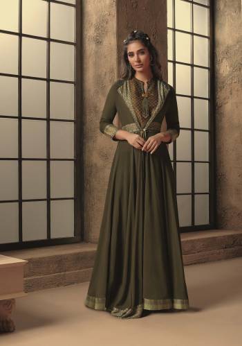 Attrective Looking For The Upcoming Festive And Wedding Season With This Radymade Designer Short Top Plazzo With Jacket Suits In Fine Color. Its Designer Printed Top Bottom And Jacket Is Fabricated On Cotton Silk Paired. It Is Light Weight And Easy To Carry Throughtout The Gala. Buy this Suit Now.