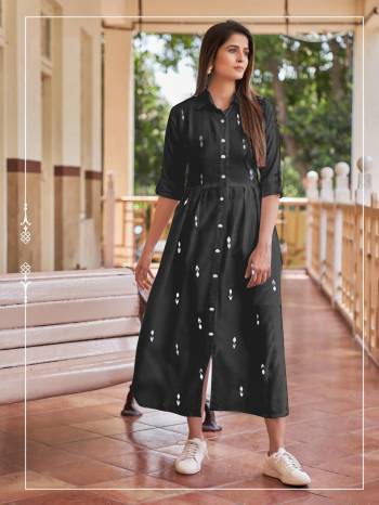 Attrective Look This Designer Readymade Long Kurti In Black Color Fabricated On Rayon. It Is Beautified With Digital Printed And You Can Pair This Up For A Sammer Season. Buy Now.