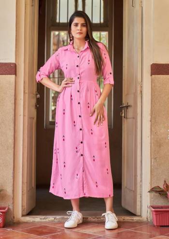 Attrective Look This Designer Readymade Long Kurti In Pink Color Fabricated On Rayon. It Is Beautified With Digital Printed And You Can Pair This Up For A Sammer Season. Buy Now.