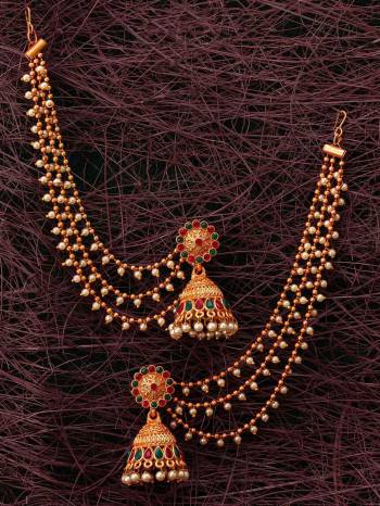 Give An Enhanced Look To Your Personality By Pairing Up This Beautiful Earring Set With Your Ethnic Attire. This Pretty Set Is In Rose Gold Color Beautified With Stone And Pearl Bahu Zumkha Work. Buy Now.