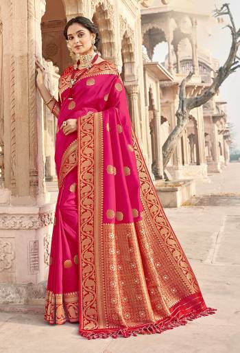 Rich Look This Pretty Elegant Looking Designer Party Wear Saree In Fine Light Color Paired With Blouse. This Saree Are Banarasi Silk And Blouse Are Banarasi Silk With Hand Wevon Designer Work Saree And Blouse Beautified Saree. Buy Now.