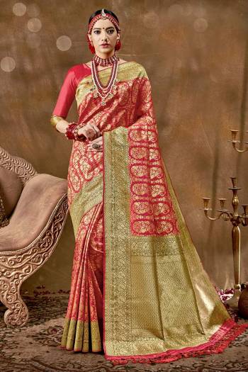 Garb This Pretty Elegant Looking Designer Party Wear Saree In Fine Light Color Paired With Blouse. This Saree Are Banarasi Silk And Blouse Are Banarasi Silk With Wevon Designer Work Saree And Blouse Beautified Saree. Buy Now.