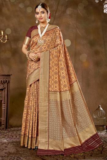 Garb This Pretty Elegant Looking Designer Party Wear Saree In Fine Light Color Paired With Blouse. This Saree Are Banarasi Silk And Blouse Are Banarasi Silk With Wevon Designer Work Saree And Blouse Beautified Saree. Buy Now.