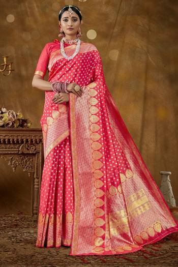 Garb This Pretty Elegant Looking Designer Party Wear Saree In Fine Light Color Paired With Blouse. This Saree Are Banarasi Silk And Blouse Are Banarasi Silk With Wevon Designer Work Saree And Blouse Beautified Saree. Buy Now.