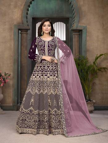 Attrective Look Pretty This Designer Long Length Suit In Lovely Light Color.?Its Pretty Heavy Designer Embroidred Work Top Is Faux Georgette Based Paired With Santoon Bottom And Net Fabricated Dupatta Which Gives An Attractive To The Suit.