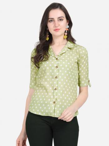 Attrective Look This Readymade Kurti In Fine Color Fabricated On American Crepe Beautified With Digital Printed. It Is Light In Weight And Easy To Carry All Day Long. 