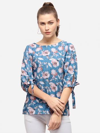 Attrective Look This Readymade Kurti In Fine Color Fabricated On American Crepe Beautified With Digital Printed. It Is Light In Weight And Easy To Carry All Day Long. 