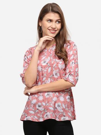 Attrective Look This Readymade Kurti In Fine Color Fabricated On American Crepe Beautified With Digital Printed. It Is Light In Weight And Easy To Carry All Day Long. 