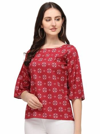 Garb This Readymade Kurti In Fine Color Fabricated On American Crepe Beautified With Digital Printed. It Is Light In Weight And Easy To Carry All Day Long. 