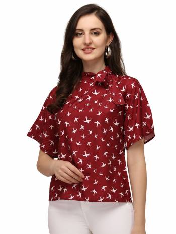 Garb This Readymade Kurti In Fine Color Fabricated On American Crepe Beautified With Digital Printed. It Is Light In Weight And Easy To Carry All Day Long. 