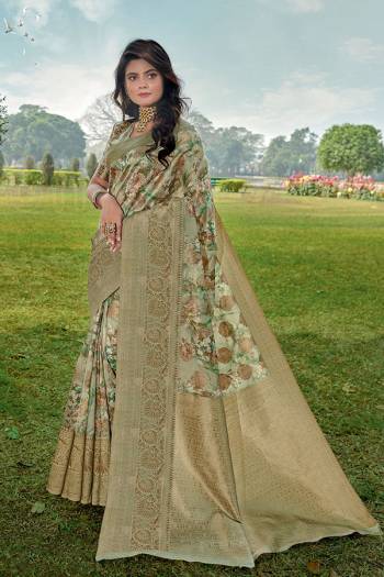 Adorn The Pretty Angelic Look Wearing This Heavy Designer Saree In Fancy Color Paired With Blouse. This Saree Is Fabricated On Linen Paired With Linen Fabricated Blouse. Its Pretty Color Pallete Will Give An Attractive Look To Your Personality. 