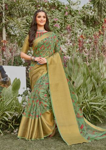 Celebrate This Festive Season In This Very Pretty Fancy Colored Designer Saree Paired With Blouse. This Saree and Blouse Are Linen Based Beautified With Detailed Wevon Pallu Border And Digital Printed Saree. 