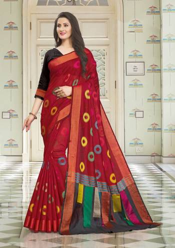 Celebrate This Festive Season In This Very Pretty Fancy Colored Designer Saree Paired With Blouse. This Saree and Blouse Are Handloom Cotton Based Beautified With Detailed Wevon Designer Work Saree. 