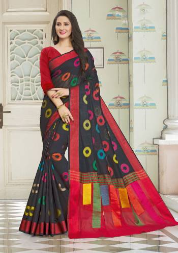 Celebrate This Festive Season In This Very Pretty Fancy Colored Designer Saree Paired With Blouse. This Saree and Blouse Are Handloom Cotton Based Beautified With Detailed Wevon Designer Work Saree. 