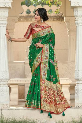 Celebrate This Festive Season In This Very Pretty Fancy Colored Designer Saree Paired With Blouse. This Saree and Blouse Are Silk Based Beautified With Detailed Wevon Designer Work Saree. 