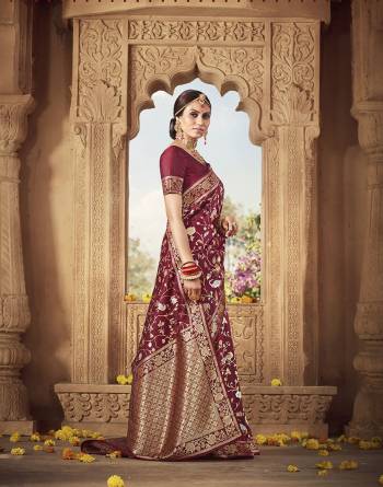 Look Traditional Ethnic Wear Saree Are Fine Saree Paired With Matching Blouse.This Heavy Designer Wevon Work Saree Is Banarasi Silk Based And Blouse Are Banarasi Silk Fabric. Which Gives A Rich Look To Your Personality. Buy This Pretty Saree Now.