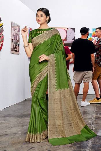 Celebrate And Festive Season In This Very Pretty Gala Printed Designer Are Group Coman Saree Paired With Blouse. This Saree and Blouse Are Manipuri Cotton Based Beautified With Detailed Gala Printed. 