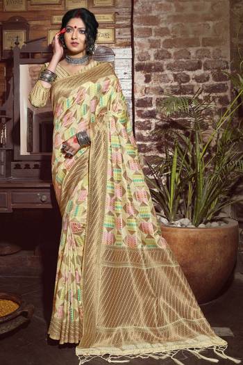 Look Attractive Wearing This Partywear Saree Are Fine Saree Paired With Blouse.  This Heavy Designer Wevon Work Saree Is Banarasi Silk Based And Blouse Are Banarasi Silk Fabric. Which Gives A Rich Look To Your Personality. Buy This Pretty Saree Now.