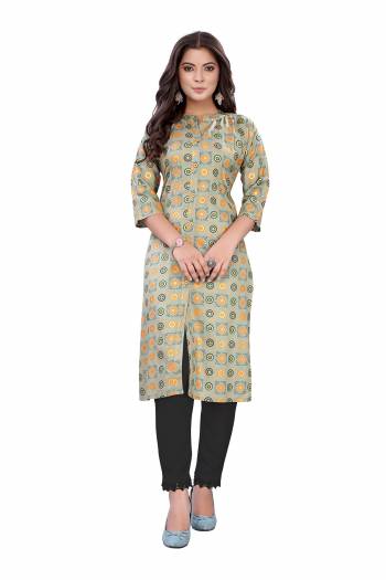 Look This Readymade Long Kurti In Fine Color Fabricated On Slub Cotton Beautified With Printed. It Is Light In Weight And Easy To Carry All Day Long. 