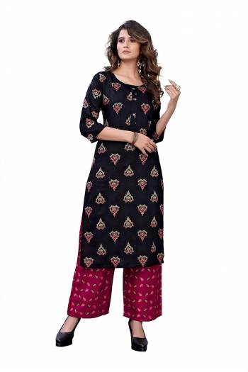 Attrective Look Collection This Designer Redymade Dress In Lovely Color Paired. Its Printed Top Is Slub Cotton Are Printed And Bottom Are Slub Cotton Fabric . Buy this Suit Now.