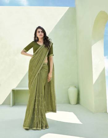 Garb This Party Wear Saree Are Fine Saree Paired With Matching Blouse.This Heavy Thread Embroidery Saree Is Dola Silk Based And Blouse Are Art Silk Fabric. Which Gives A Rich Look To Your Personality. Buy This Pretty Saree Now.