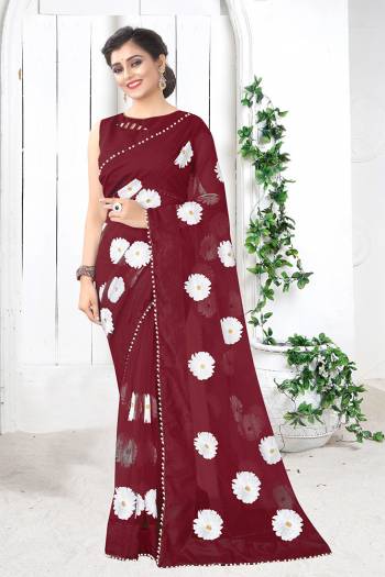 Celebrate This Festive Season In This Very Pretty Designer Saree Paired With Blouse. This Saree Are Mono Net and Blouse Are Banglori Silk Based Beautified With Detailed Embroidery. 