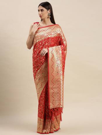 Look Attractive Wearing This Partywear Saree Are Fine Saree Paired With Blouse.  This Heavy Designer Weaving Work Saree And Blouse Are Banarasi Silk Based Fabric. Buy This Pretty Saree Now.