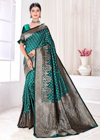 Attractive Wearing This Partywear Saree Are Fine Saree Paired With Blouse.This Heavy Designer Wevon Work Saree And Blouse Are Jacquard Silk Based Fabric. Buy This Pretty Saree Now.