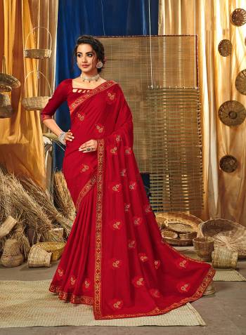 Look Attractive Wearing This Fine Colored Saree Paired With Blouse.This Heavy Designer Embroidery Saree Is Vichitra Silk Based Which Gives A Rich Look To Your Personality. Buy This Pretty Saree Now.