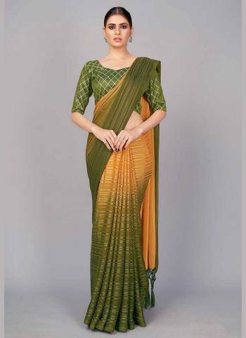 Garb This Partywear Saree Are Fine Pedding Color Saree Paired With Blouse.This Designer Wevon Lining Saree And Blouse Are Silk Blend Fabric. Which Gives A Rich Look To Your Personality. Buy This Pretty Saree Now.