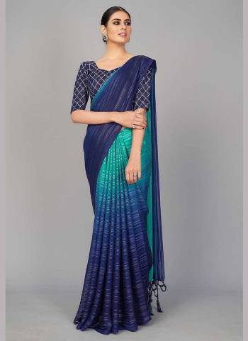 Garb This Partywear Saree Are Fine Pedding Color Saree Paired With Blouse.This Designer Wevon Lining Saree And Blouse Are Silk Blend Fabric. Which Gives A Rich Look To Your Personality. Buy This Pretty Saree Now.