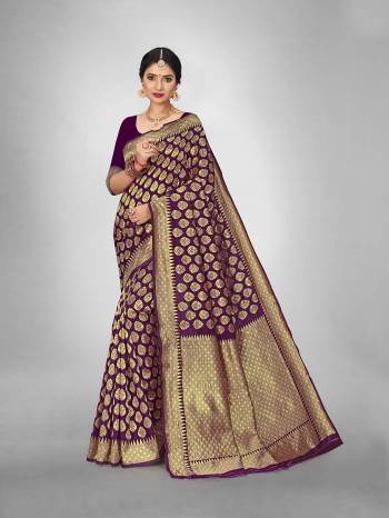 Look Attractive Wearing This Fine Colored Saree Paired With Blouse.This Heavy Designer Wevon Saree Is Jacquard Silk Based And Blouse Which Gives A Rich Look To Your Personality. Buy This Pretty Saree Now.