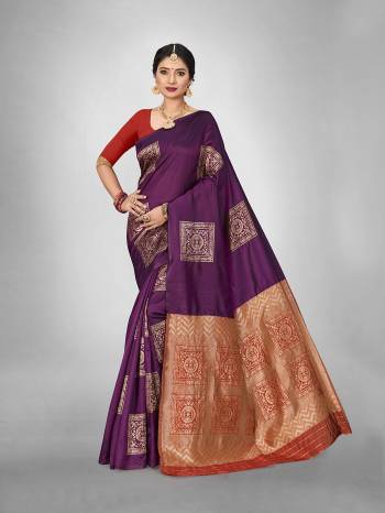  This Fine Colored Saree Paired With Blouse.This Heavy Designer Wevon Saree Is Art  Silk Based And Blouse Which Gives A Rich Look To Your Personality. Buy This Pretty Saree Now.