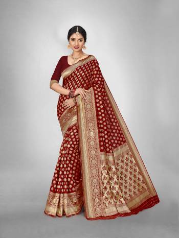 Garb This Fine Colored Saree Paired With Blouse.This Heavy Designer Wevon Saree Is Art  Silk Based And Blouse Which Gives A Rich Look To Your Personality. Buy This Pretty Saree Now.