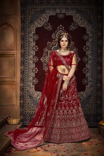 Attrective Wedding Season Partywear Heavy Designer Lehenga Choli And Dupatta In Fine Color Fabricated On Net Beautified With Heavy Attractive Thread,Seaquance Embroidery Work. 