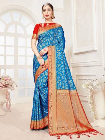 Attractive Wearing This Fine Colored Saree Paired With Contreased Blouse.This Heavy Designer Wevon Saree Is Banarasi Silk Based Which Gives A Rich Look To Your Personality. Buy This Pretty Saree Now.