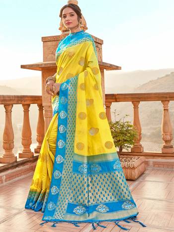 Garb This Fine Colored Saree Paired With Contreased Blouse.This Heavy Designer Wevon Saree Is Banarasi Silk Based Which Gives A Rich Look To Your Personality. Buy This Pretty Saree Now.