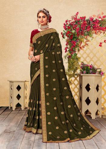 Looking This Partywear Saree Are Fine Saree Paired With Blouse.This Saree Are Vichitra Silk And Blouse Are Art Silk Fabric With Heavy Designer Jari Embroidery Work. Buy This Pretty Saree Now.