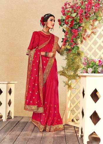 Looking This Partywear Saree Are Fine Saree Paired With Blouse.This Saree Are Vichitra Silk And Blouse Are Art Silk Fabric With Heavy Designer Jari Embroidery Work. Buy This Pretty Saree Now.