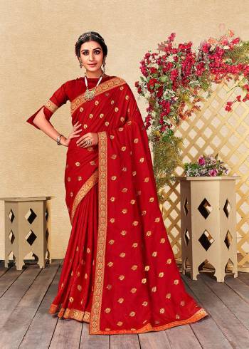 Looking This Partywear Saree Are Fine Saree Paired With Blouse.This Saree Are Vichitra Silk And Blouse Are Art Silk Fabric With Heavy Designer Jari Embroidery Work. Buy This Pretty Saree Now.