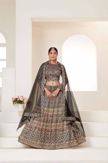 Attrective Partywear Heavy Designer Lehenga Choli And Dupatta In Fine Color. Lahenga Choli Fabricated On Ajmeri Silk Beautified And Soft Net Dupatta With Heavy Attractive Digital Printed. 