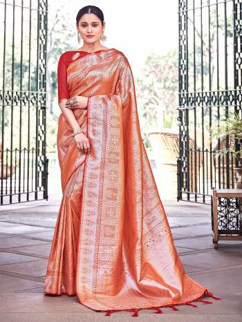 Garb This Fine Colored Saree Paired With Contreased Blouse.This Heavy Designer Wevon Saree Is Banarasi Silk Based Which Gives A Rich Look To Your Personality. Buy This Pretty Saree Now.