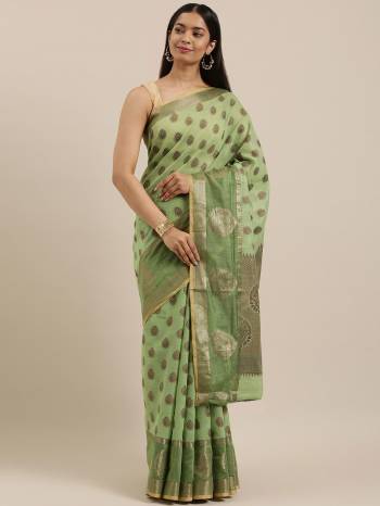 Looking This Partywear Saree Are Fine Saree Paired With Blouse.This Saree And Blouse Are Cotton Handloom Fabric With Heavy Wevon Designer Work Based. Buy This Pretty Saree Now.