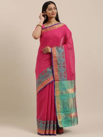 Garb This Partywear Saree Are Fine Saree Paired With Contrasted Blouse.This Saree And Blouse Are Cotton Handloom Fabric With Heavy Wevon Designer Work. Buy This Pretty Saree Now.