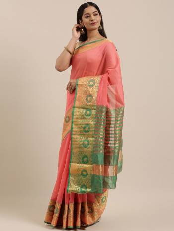 Garb This Partywear Saree Are Fine Saree Paired With Contrasted Blouse.This Saree And Blouse Are Cotton Handloom Fabric With Heavy Wevon Designer Work. Buy This Pretty Saree Now.