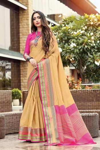 Designer This Partywear Saree Are Fine Saree Paired With Contrasted Blouse.This Saree And Blouse Are Cotton Handloom Fabric With Heavy Wevon Designer Work. Buy This Pretty Saree Now.