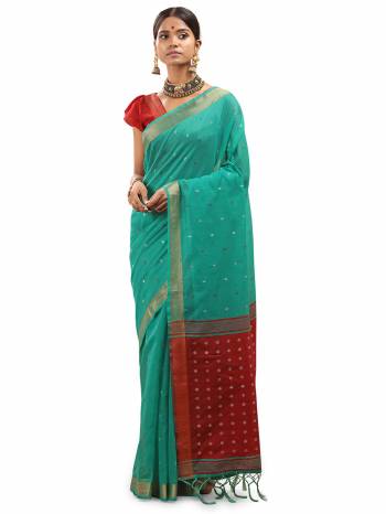 Look This Saree Are Fine Saree Paired With Contrasted Blouse.This Saree And Blouse Are Chanderi Fabric With Weaving Designer Work Based. Buy This Pretty Saree Now.