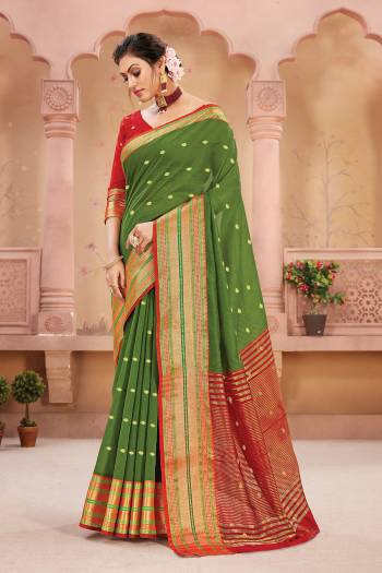 Garb This Saree Are Fine Saree Paired With Blouse.This Saree And Blouse Are Handloom Silk Fabric With Wevon Designer Work. Buy This Pretty Saree Now.